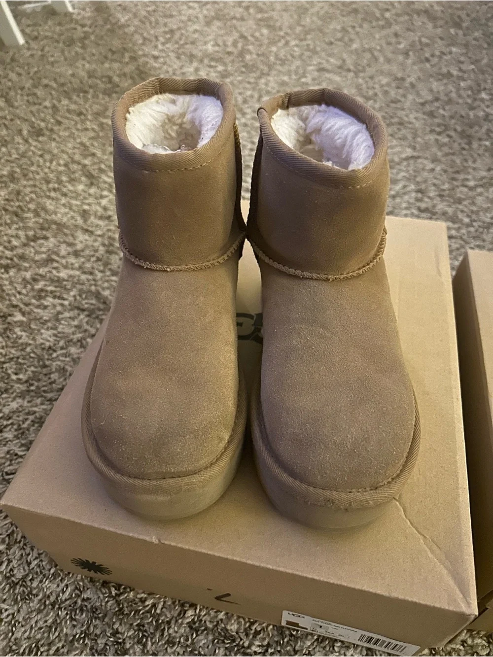 Girls Ugg Platform